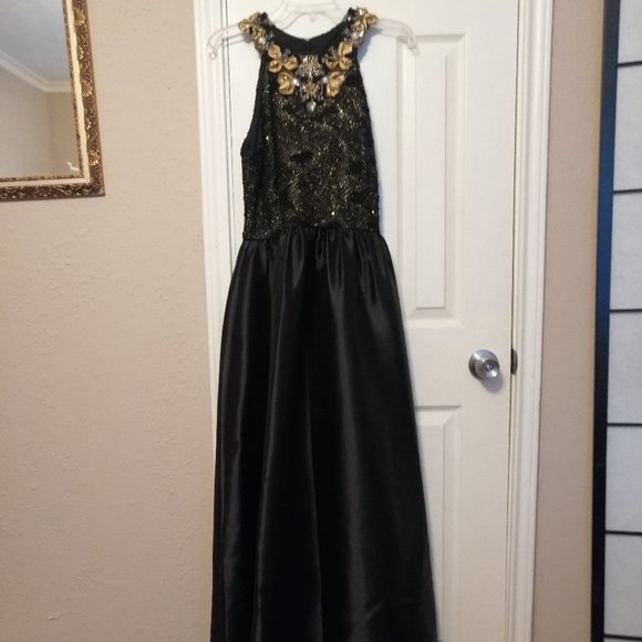 SOLD-Stunning Badgley Mischka Collection Black and Gold dress with Crystals - Picture 1 of 7
